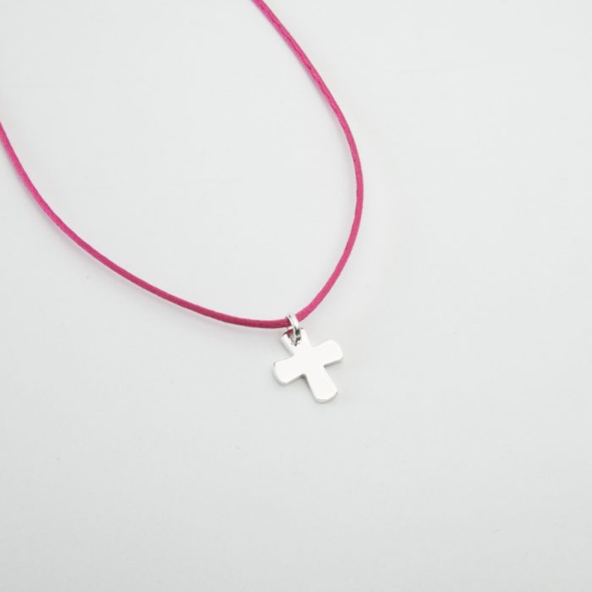 Collier 1 breloque sur lien satin en argent