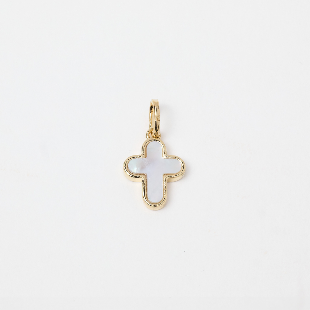 Gris-gris mini croix plaqué or et nacre