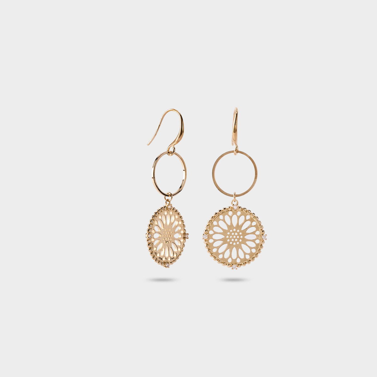 Boucles d'oreilles longue filigrane brillant plaqué or