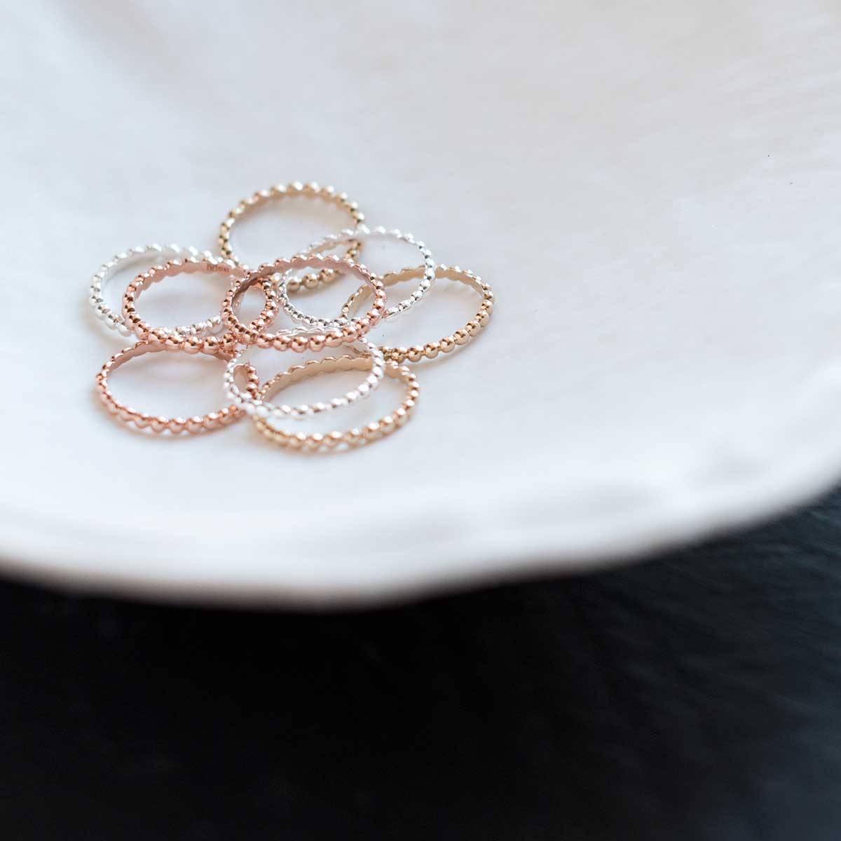 Bagues One & One perlées plaqué or, argent et plaqué or rose