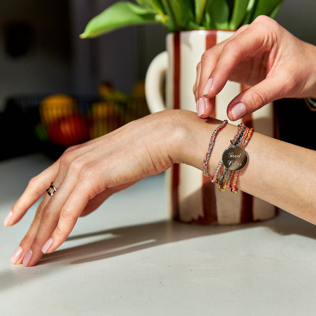 Bracelet chaîne tressée et breloque