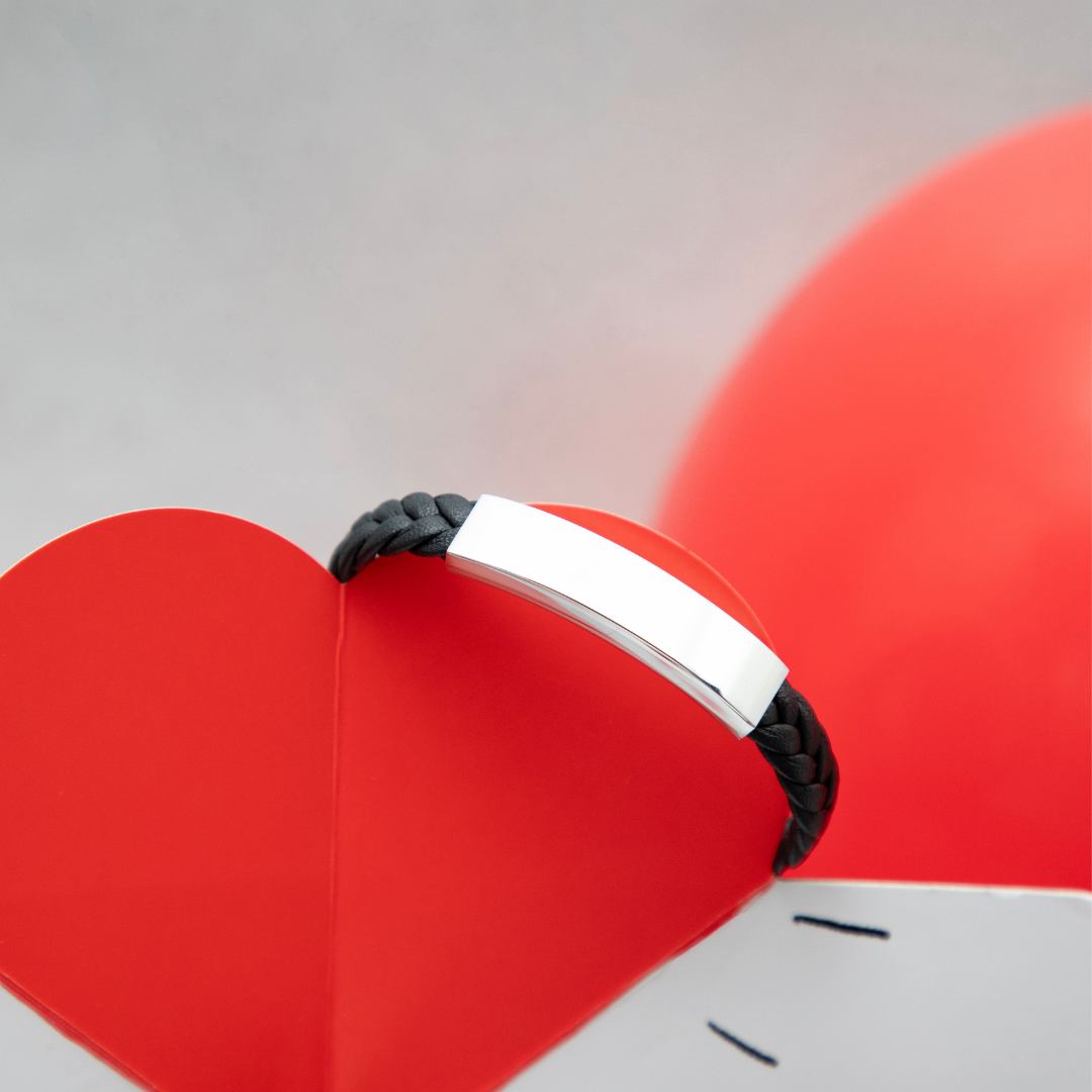 Bracelet cuir tressé et plaque noir