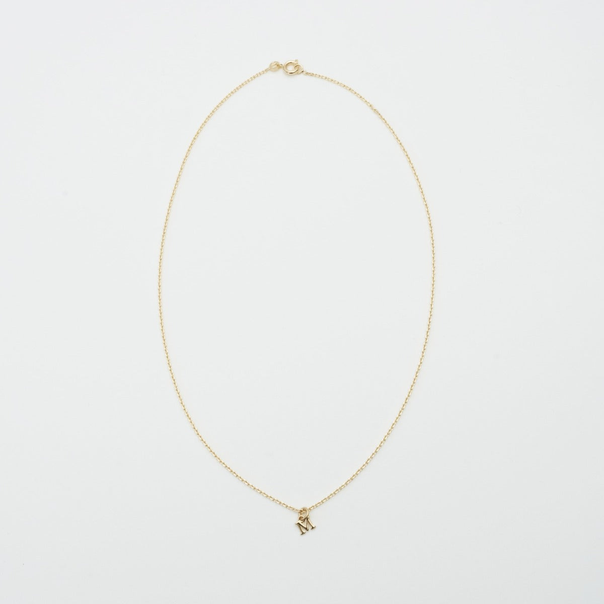 Collier lettre prénom en plaqué or