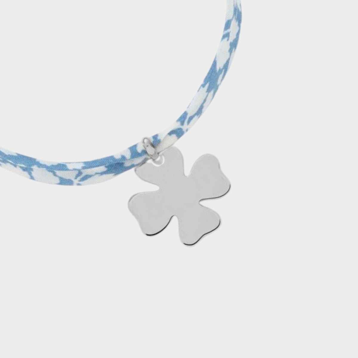 Bracelet 1 breloque argent sur lien liberty