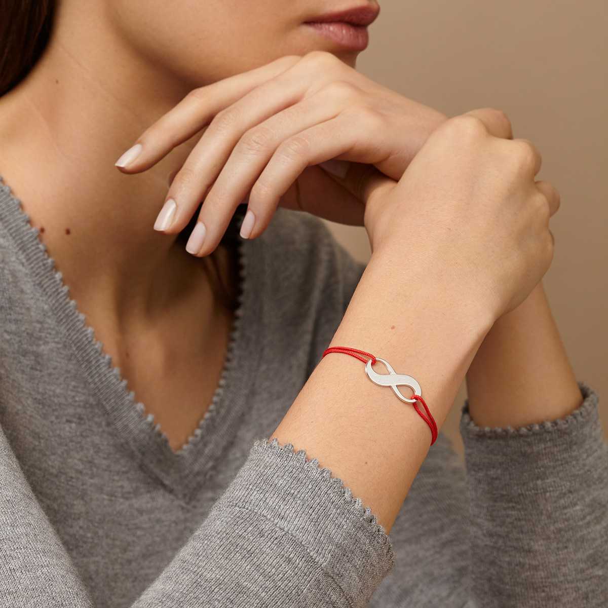 Bracelet infini sur coton fin