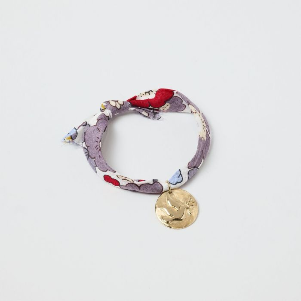 Bracelet grigri Colombe sur ruban Liberty