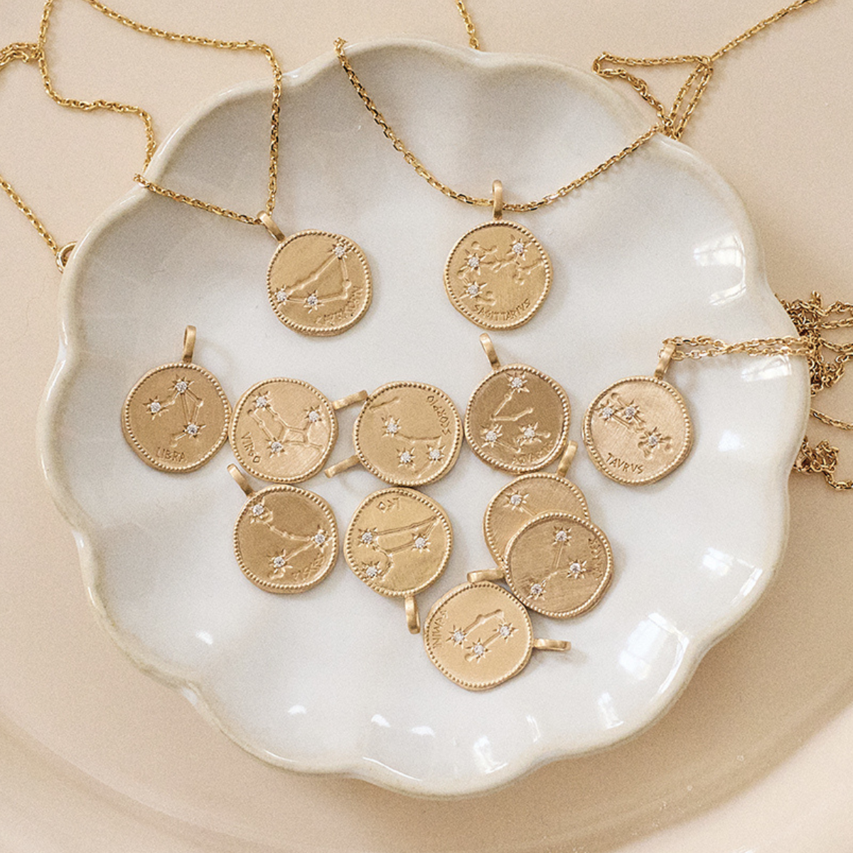 Collier signe astrologique Balance plaqué or