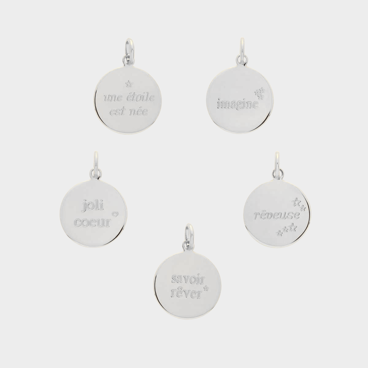 Collier petite médaille à message et pompon sur chaîne forçat argent