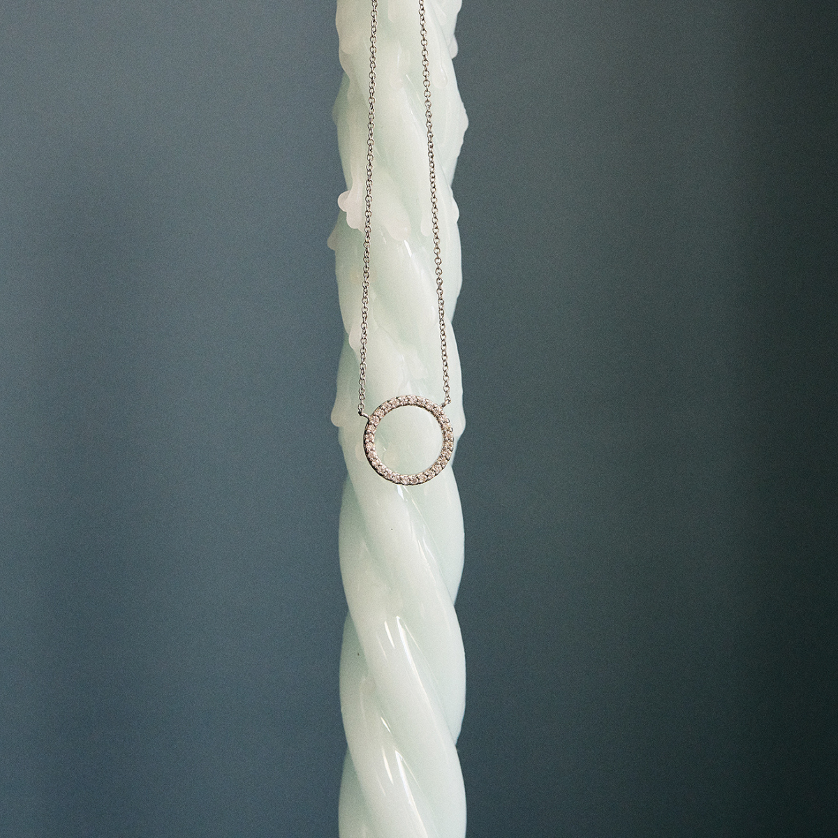 Collier anneau pavé argent