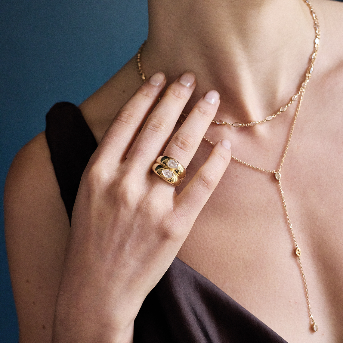 Collier cascade de zircons plaqué or