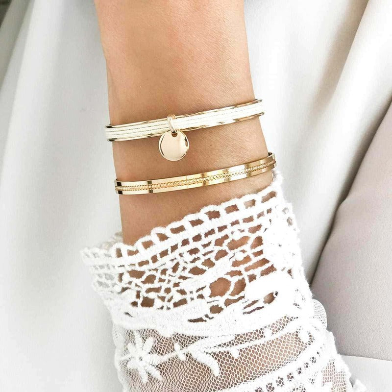 Comment porter un bracelet jonc ?