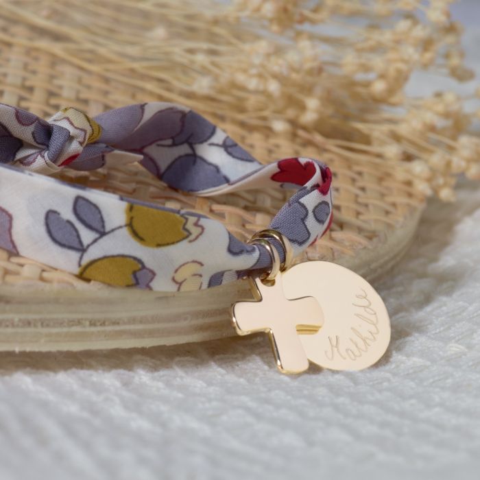 Quel bijou offrir pour une communion ?
