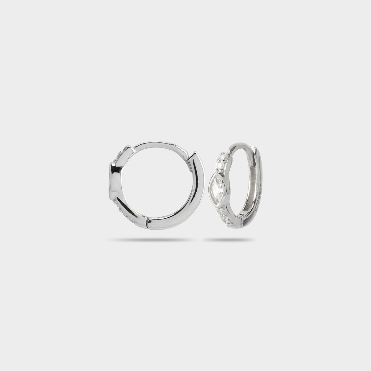 Boucles d'oreilles mini créoles goutte pavage argent