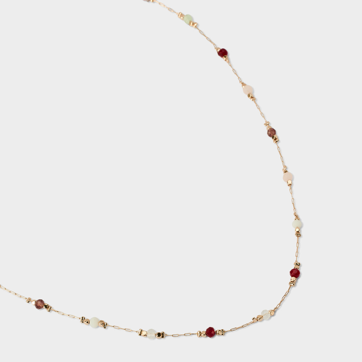 Collier chaîne perles facettées plaqué or