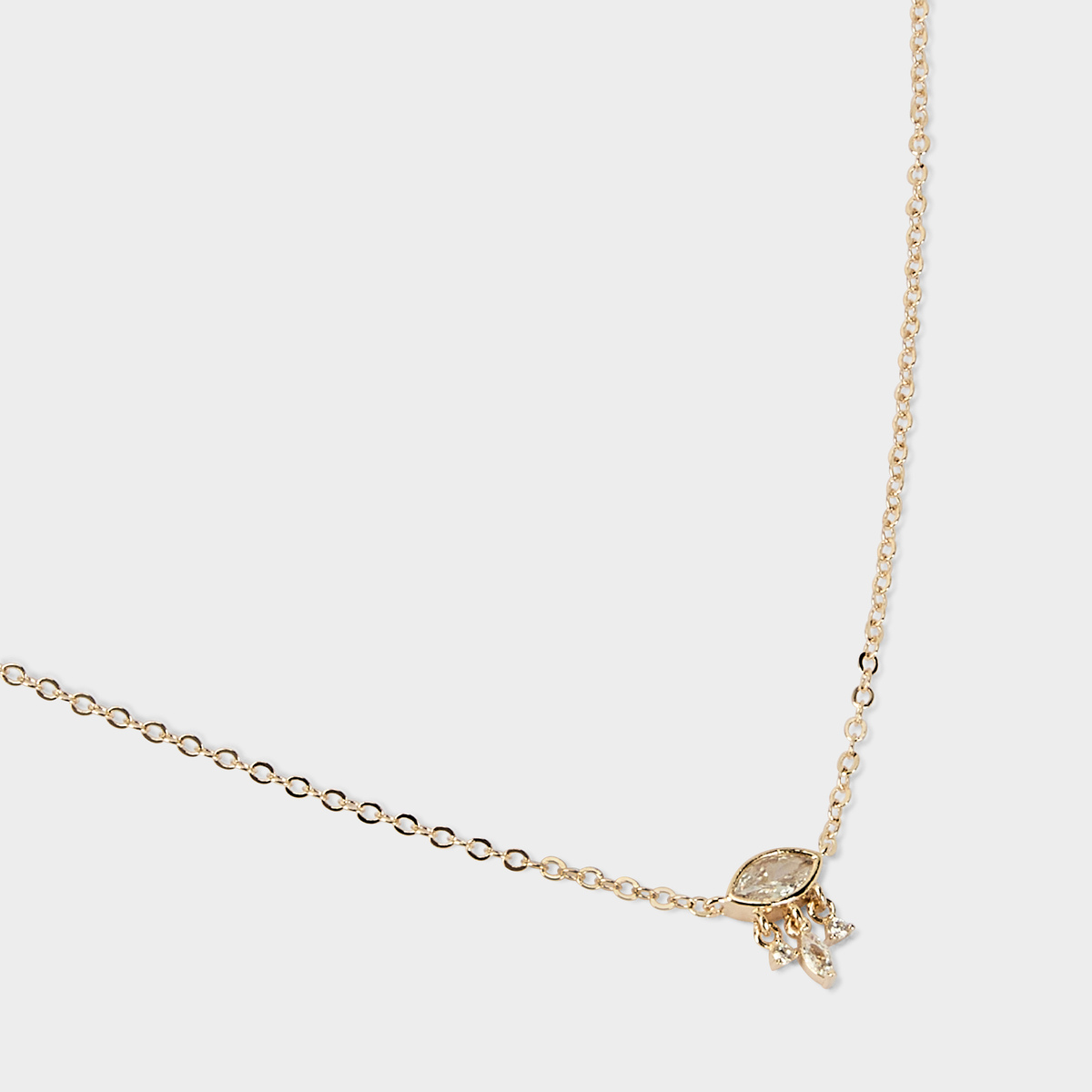Collier Navette pendants zircons plaqué or