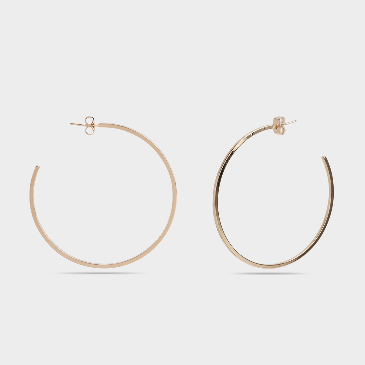 Boucles d'oreilles créoles lisses plaqué or