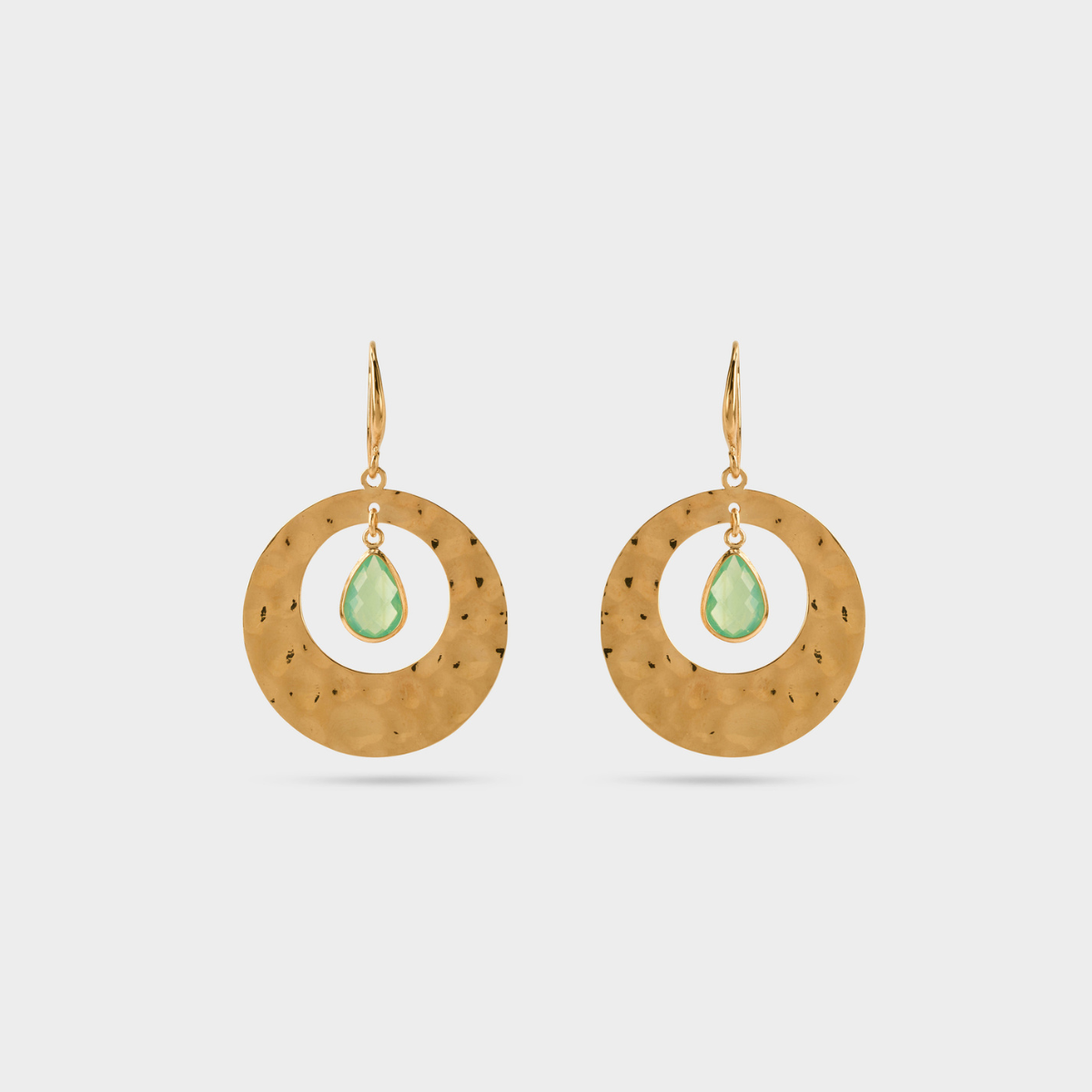Boucles d'oreilles Abondance et pierre vert plaqué or