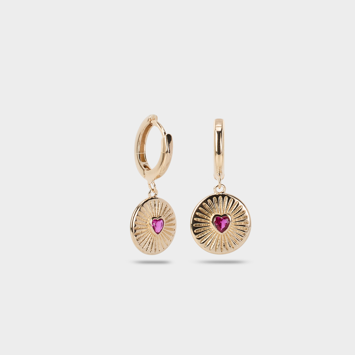 Boucles d'oreilles cœur battant plaqué or