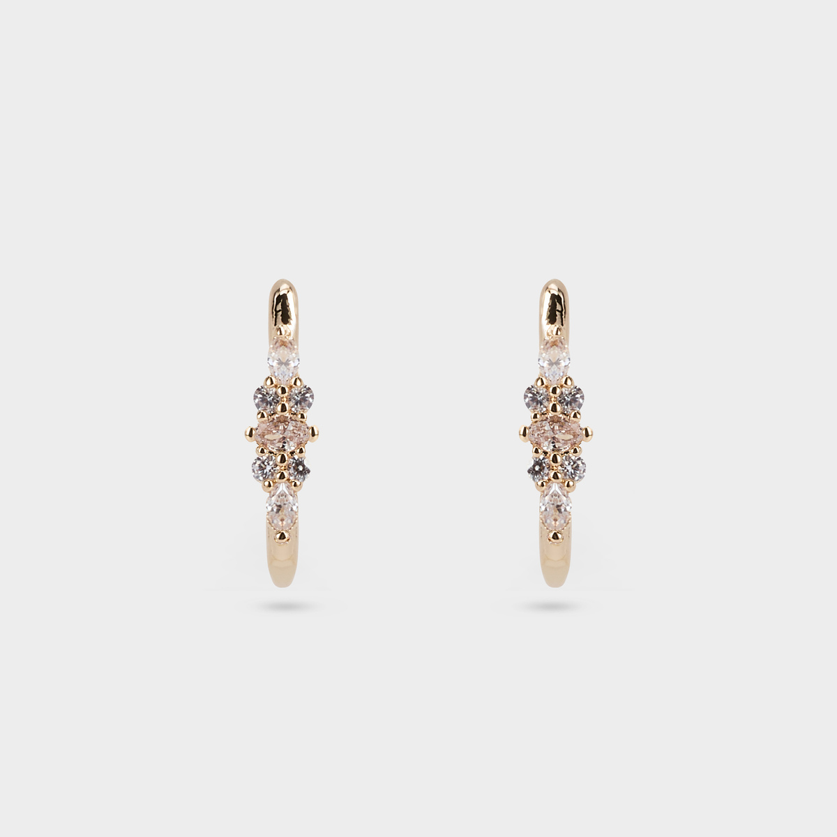 Boucles d'oreilles créoles rectangles brillants gris et blancs plaqué or