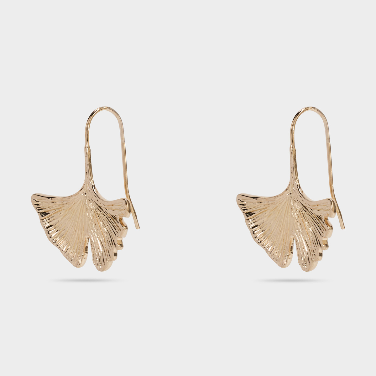 Boucles d'oreilles Gingko plaqué or