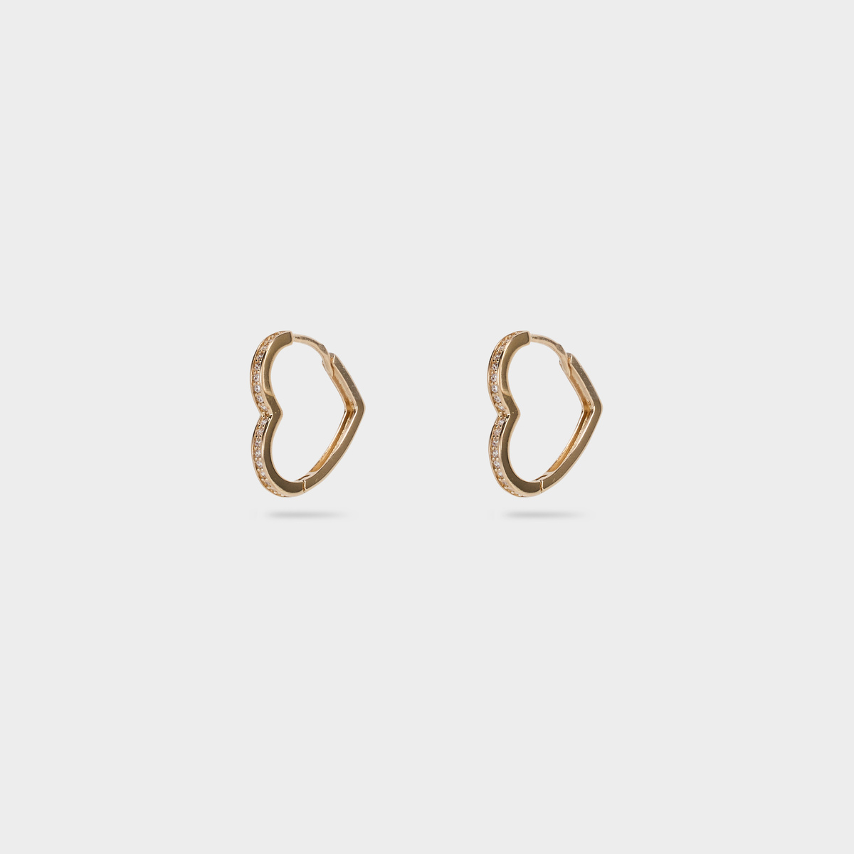 Boucles d'oreilles cœurs en balance plaqué or