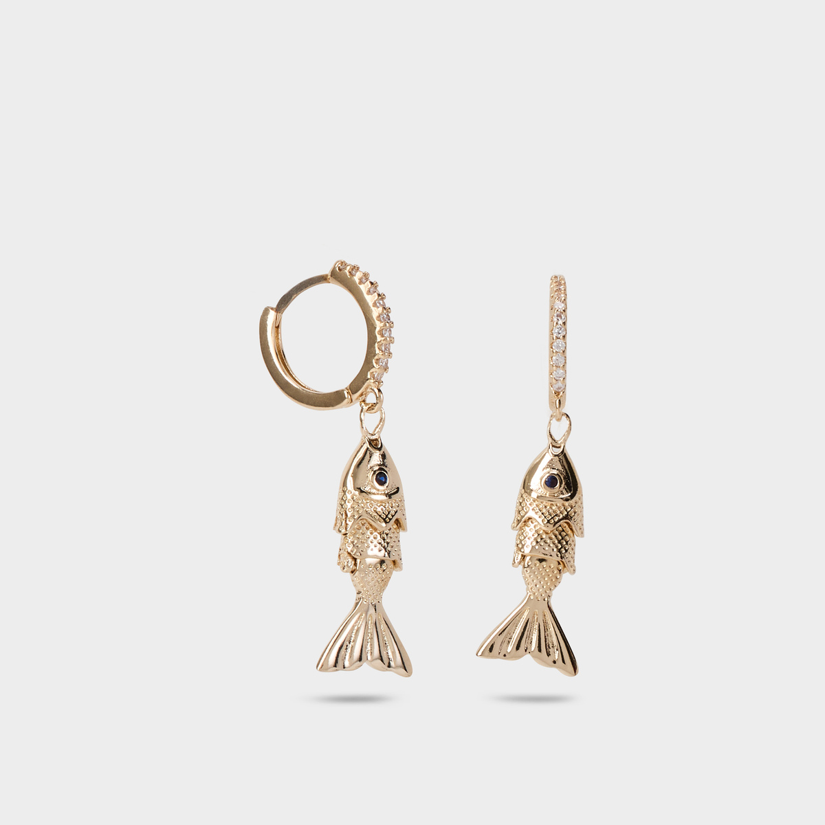 Boucles d'oreilles créoles poisson articulé plaqué or