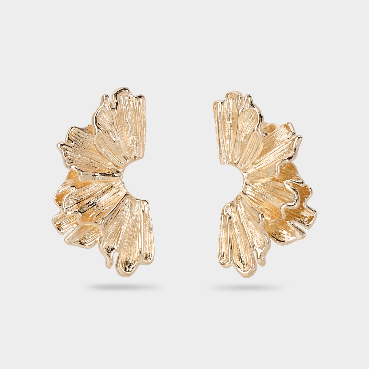 Boucles d'oreilles Pétales drapés plaqué or