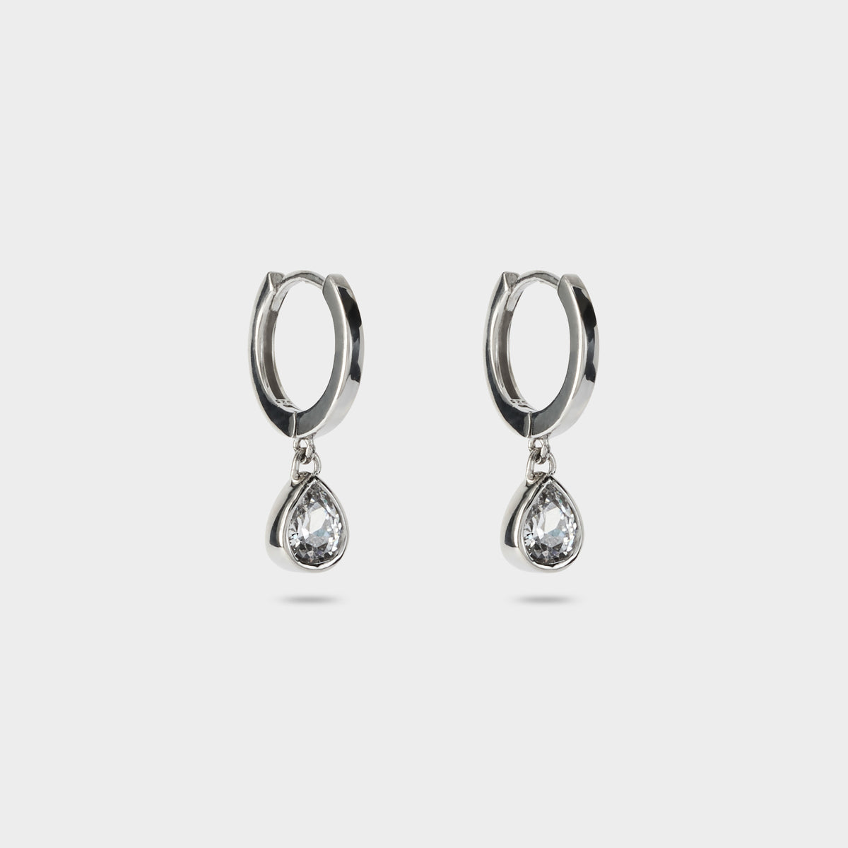 Boucles d'oreilles mini créoles goutte pendante argent