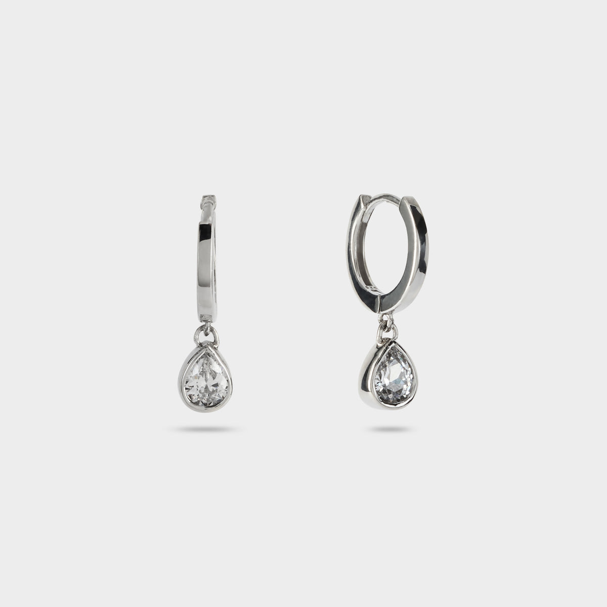 Boucles d'oreilles mini créoles goutte pendante argent