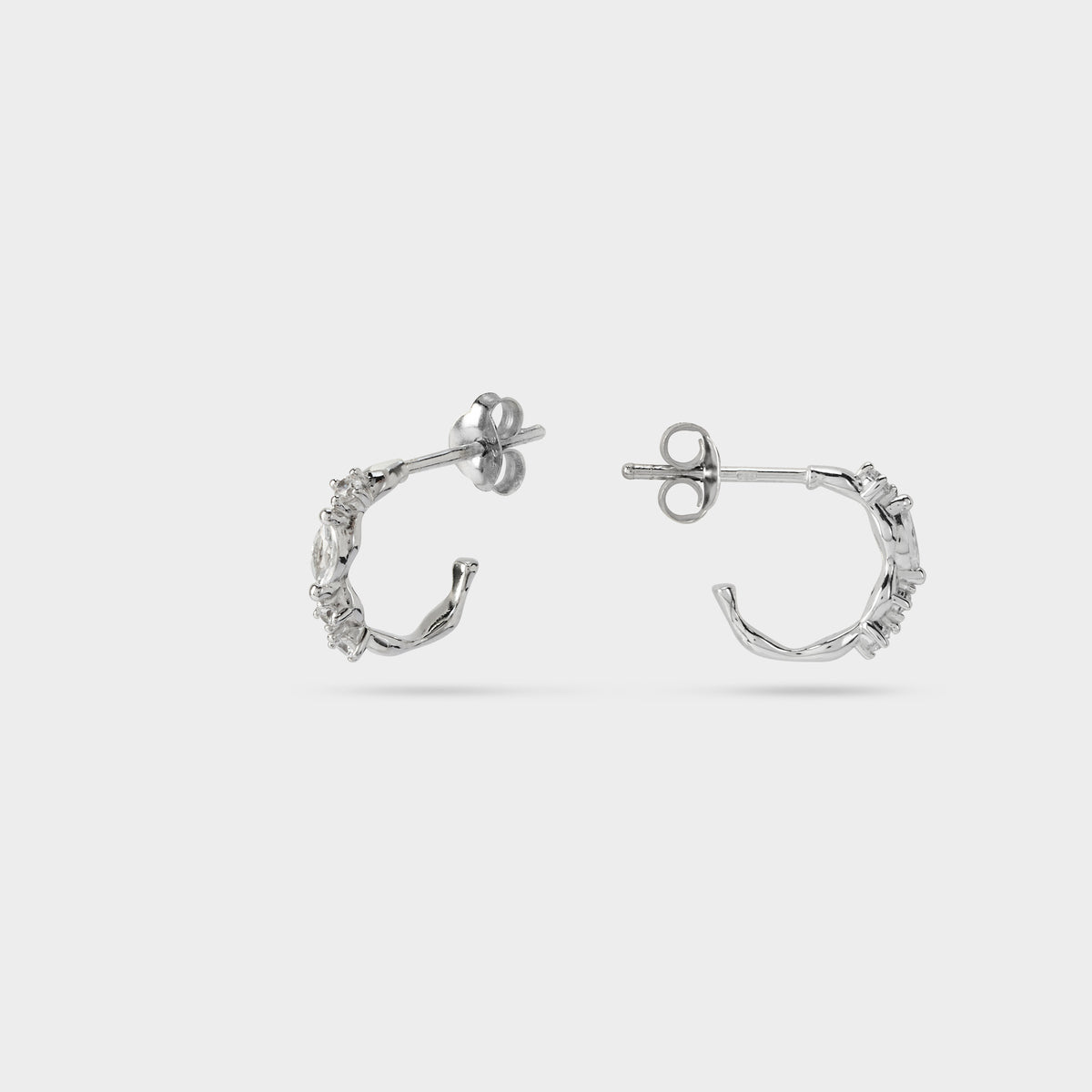 Boucles d'oreilles mini créoles pimpantes argent