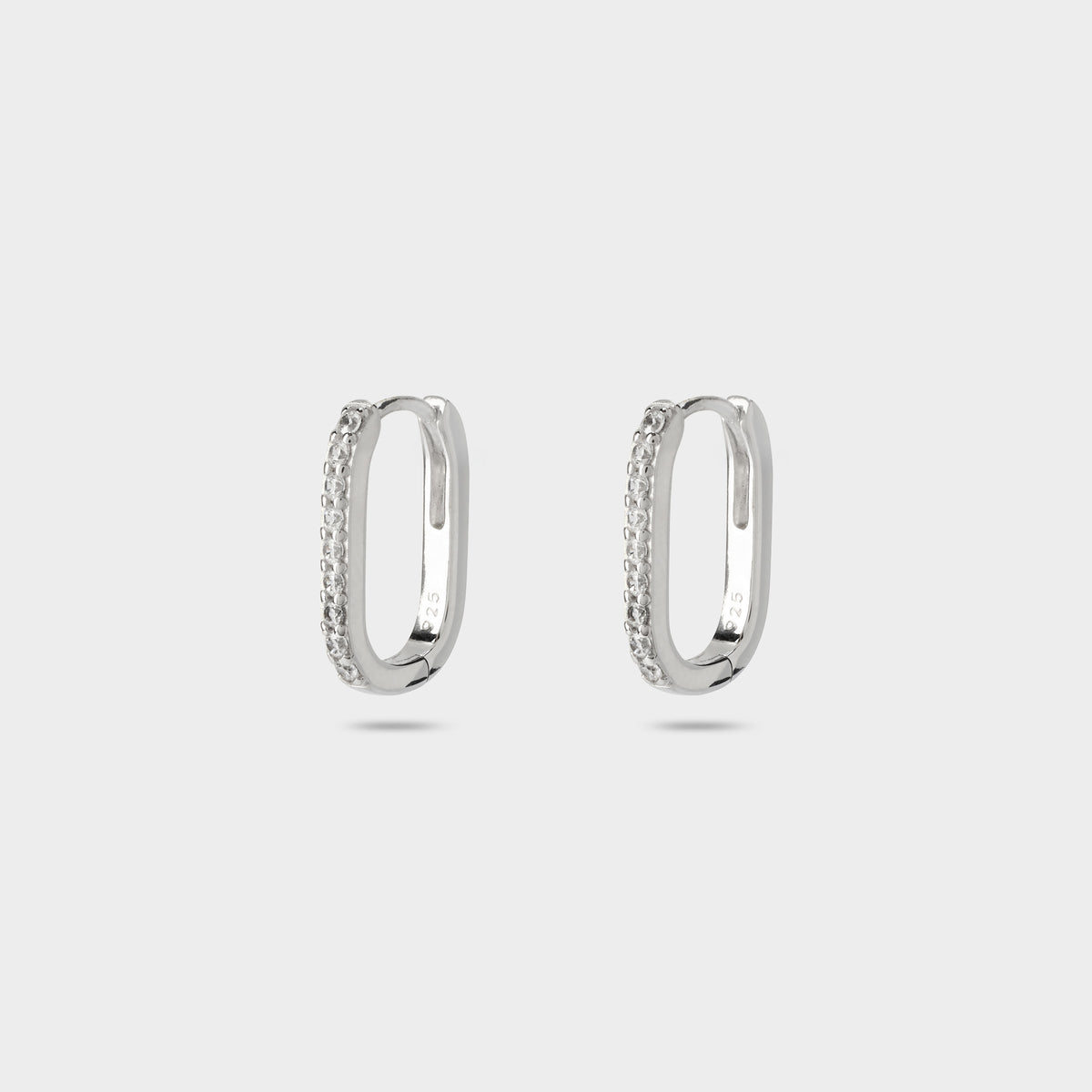 Boucles d'oreilles créoles rectangles pavées argent