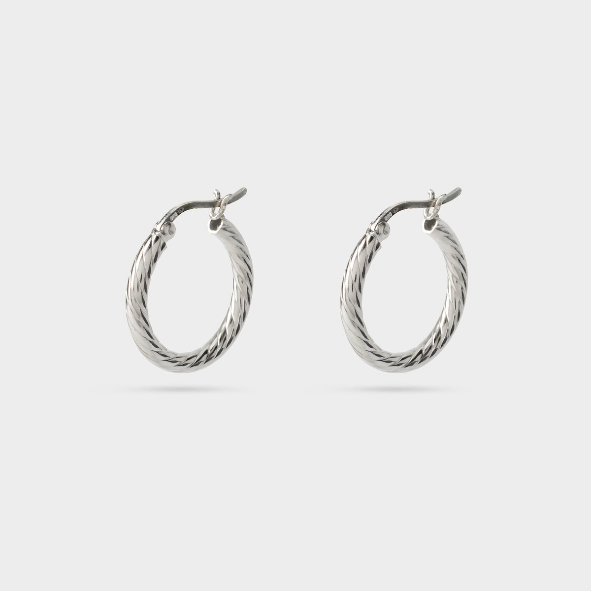 Boucles d'oreilles mini créoles Twist argent