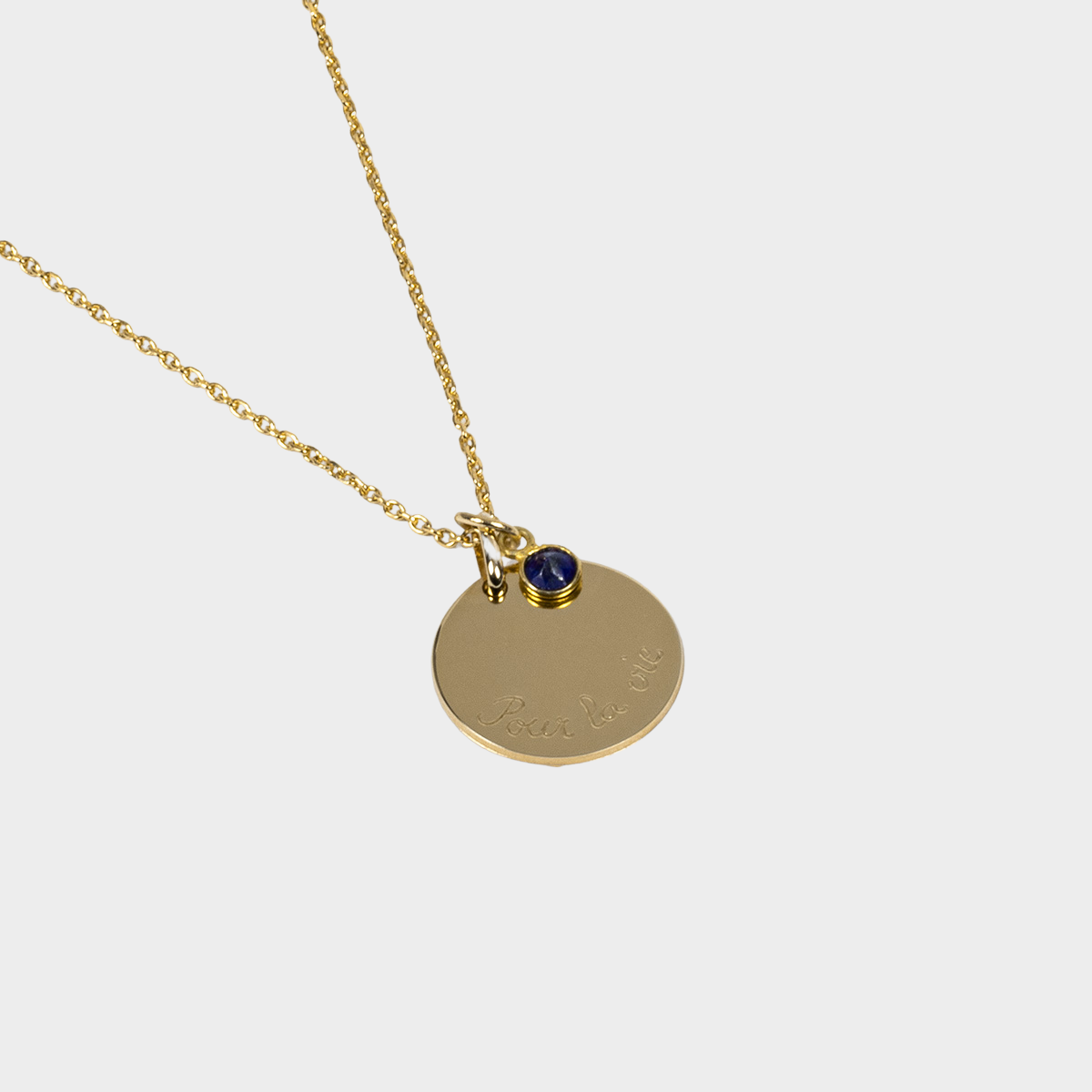 Collier rond plat et pierre de naissance sur chaîne plaqué or