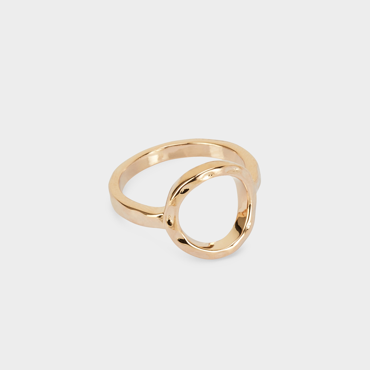 Bague Ô martelée plaqué or