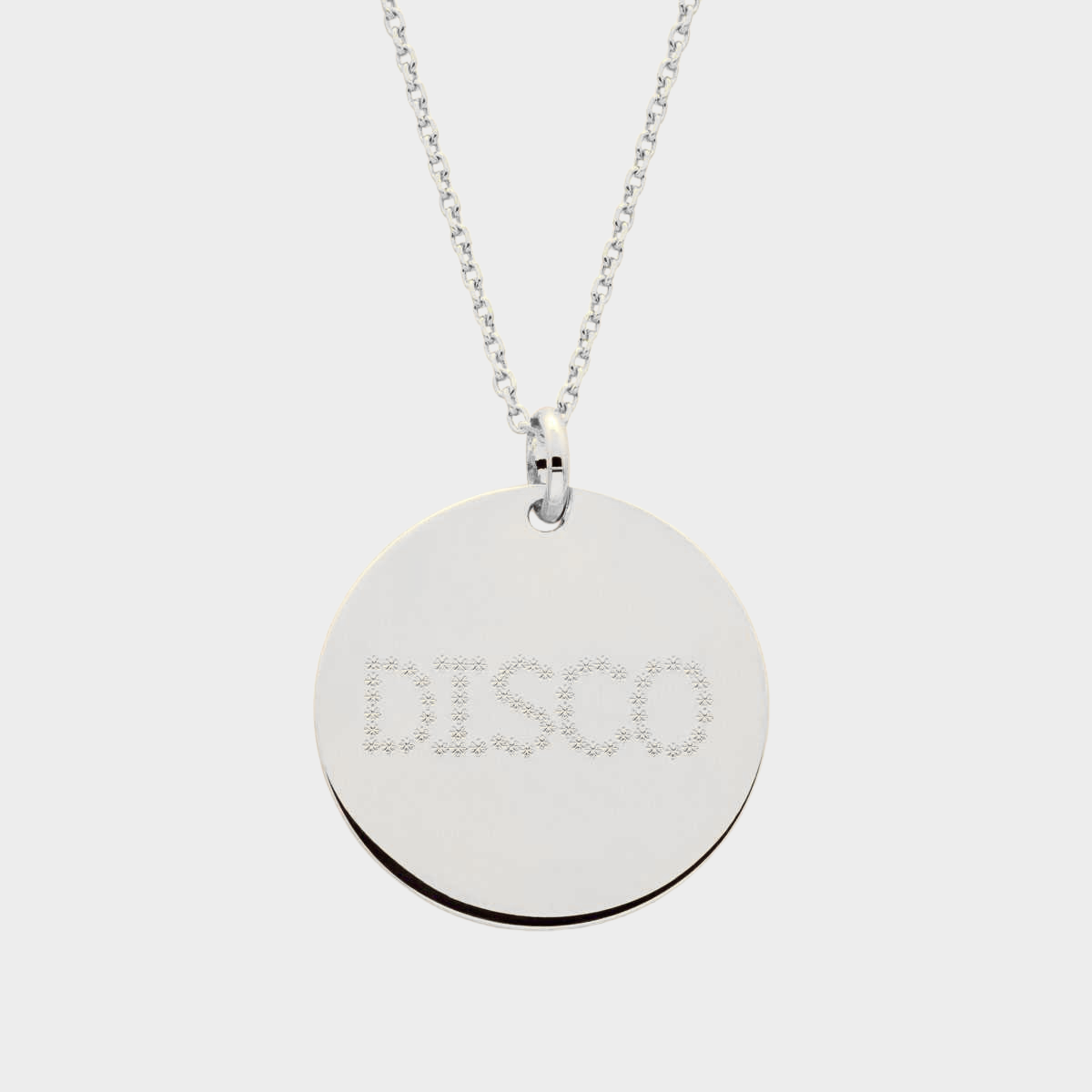 Collier grande médaille sur chaîne forçat argent et gravure étoilée