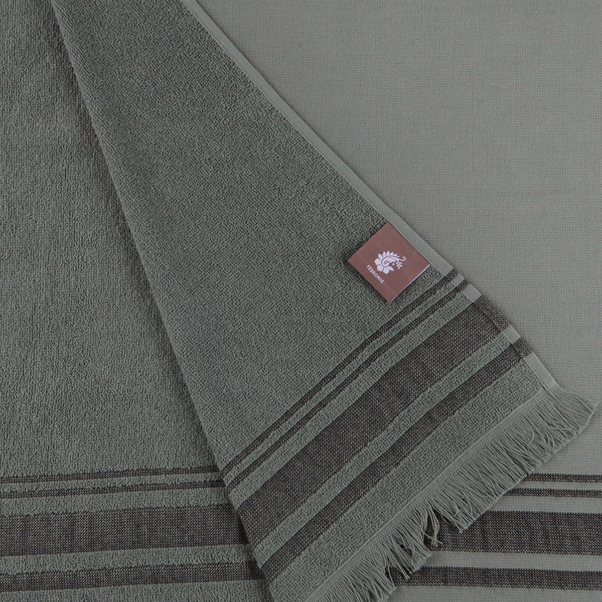 Fouta éponge kaki et noir