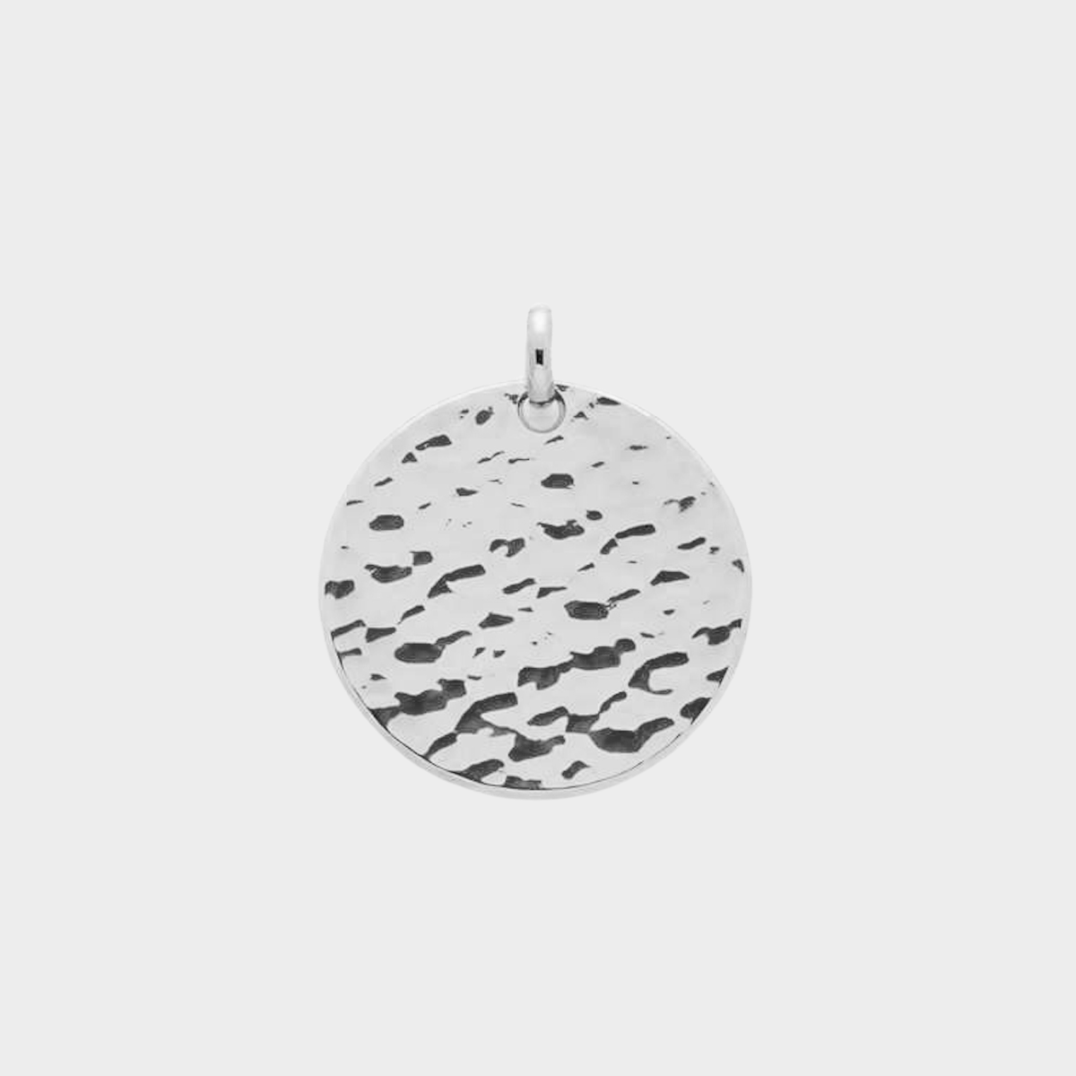 Grande médaille martelée argent massif