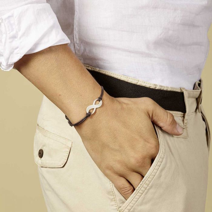 Bracelet infini pour homme sur coton ciré